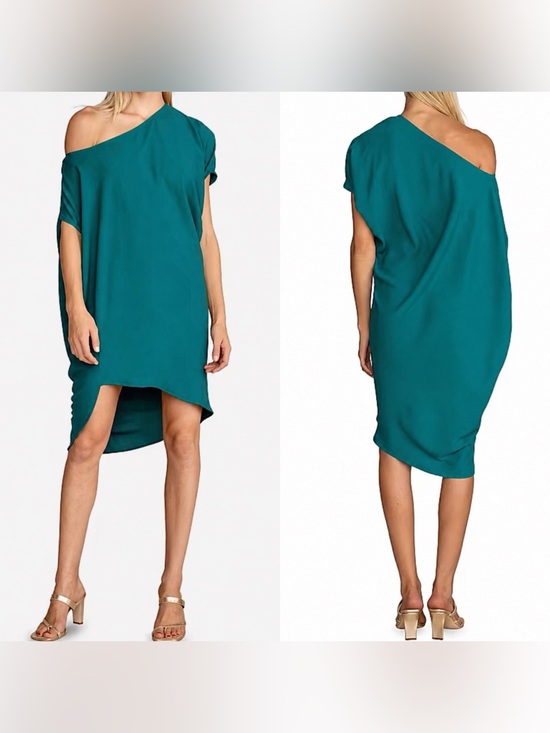 Trina Turk Dresses & Skirts - Trina Turk Radiant One-Shoulder Draped Dress